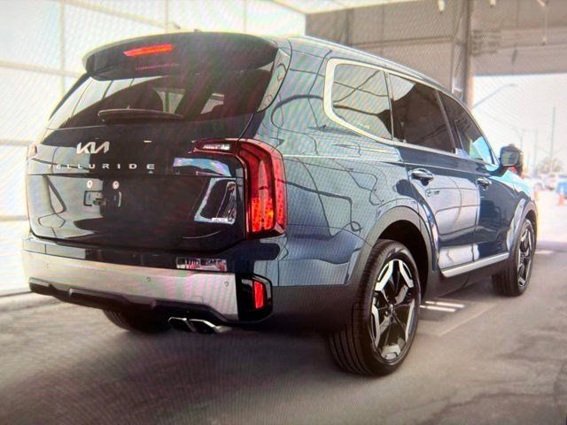 2023 Kia Telluride S