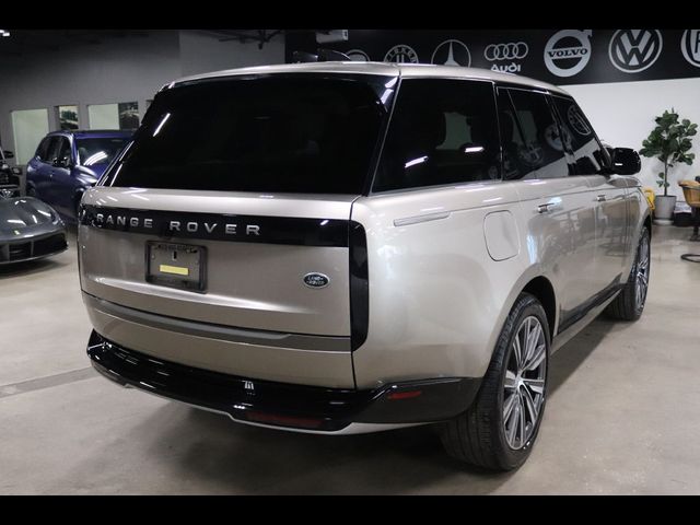 2023 Land Rover Range Rover SE