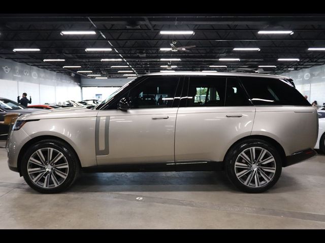 2023 Land Rover Range Rover SE