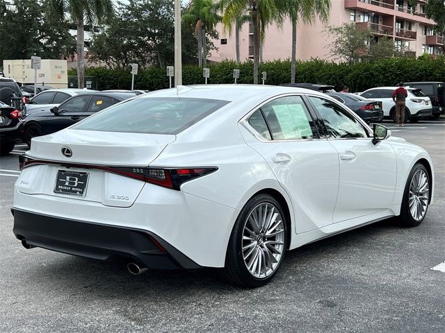 2023 Lexus IS 300