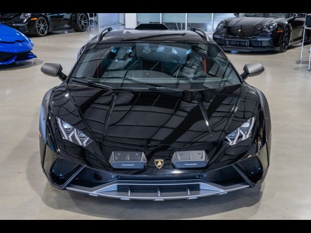 2023 Lamborghini Huracan Sterrato Base