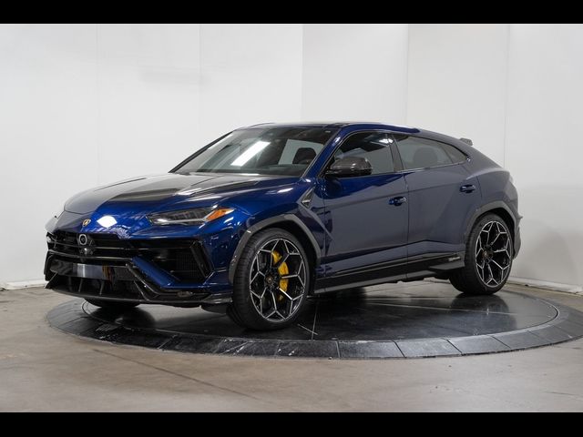 2023 Lamborghini Urus Performante