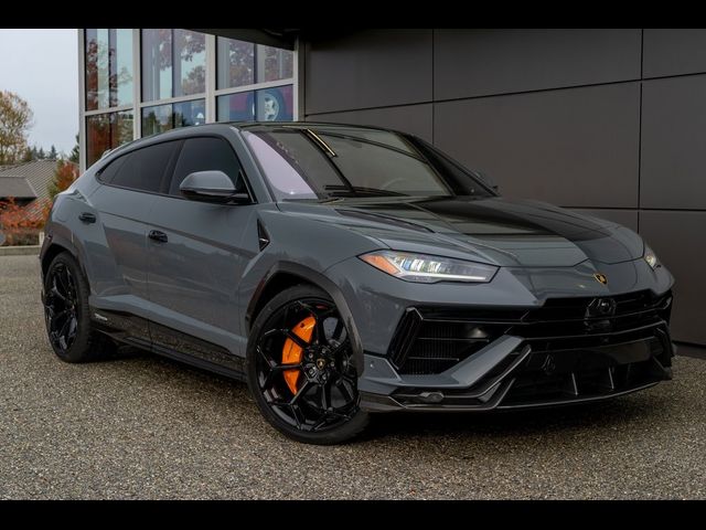 2023 Lamborghini Urus Performante