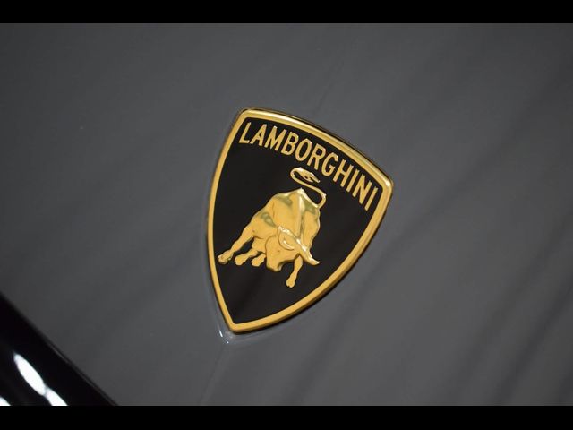 2023 Lamborghini Urus S