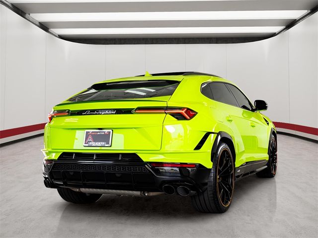 2023 Lamborghini Urus S