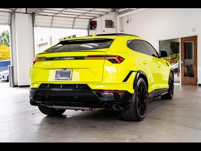 2023 Lamborghini Urus S