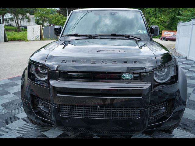 2023 Land Rover Defender V8