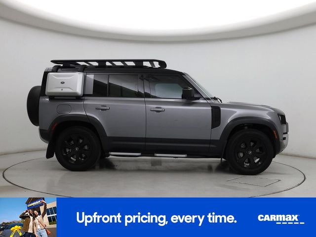 2023 Land Rover Defender SE