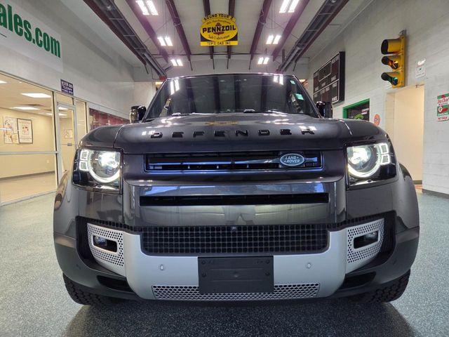 2023 Land Rover Defender SE