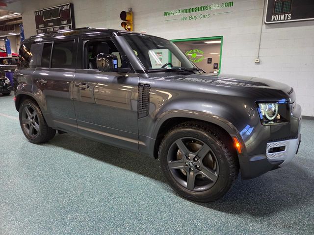 2023 Land Rover Defender SE