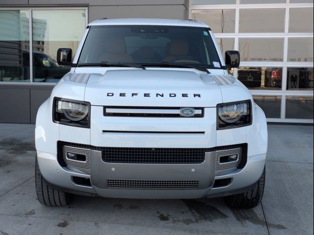 2023 Land Rover Defender SE