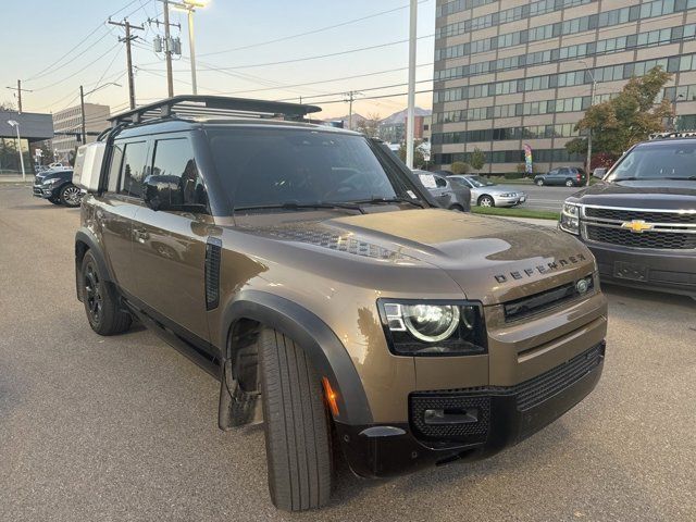 2023 Land Rover Defender X-Dynamic SE