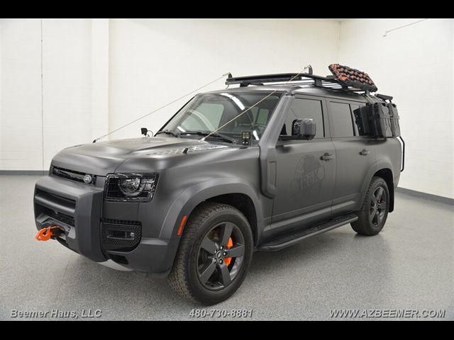 2023 Land Rover Defender SE