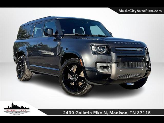 2023 Land Rover Defender SE