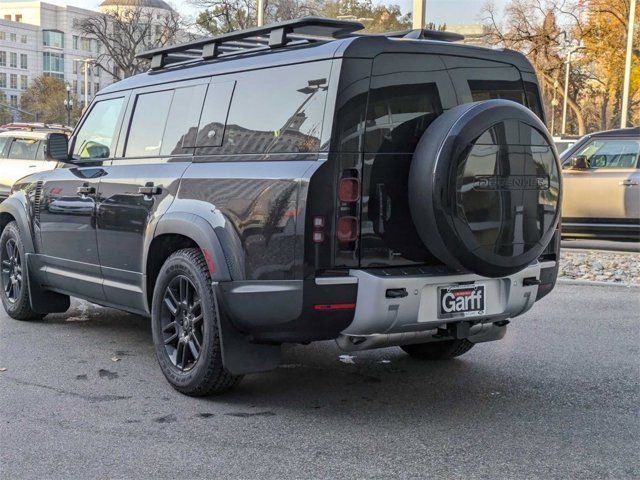 2023 Land Rover Defender SE