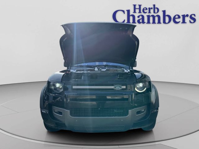 2023 Land Rover Defender X-Dynamic SE