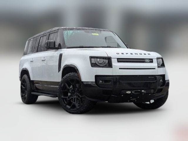 2023 Land Rover Defender X-Dynamic SE