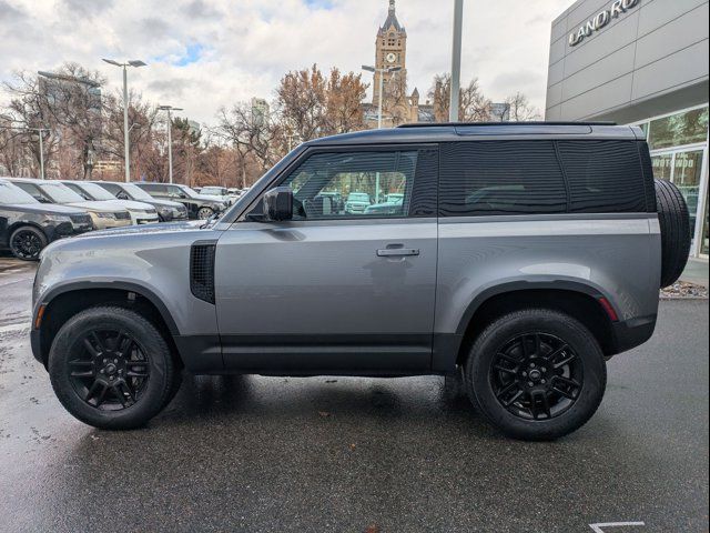 2023 Land Rover Defender SE