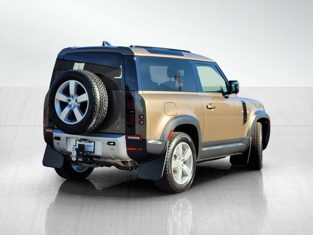 2023 Land Rover Defender SE