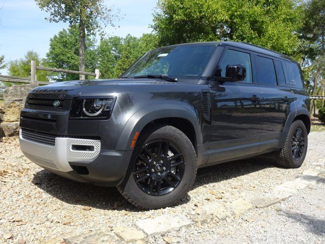 2023 Land Rover Defender SE