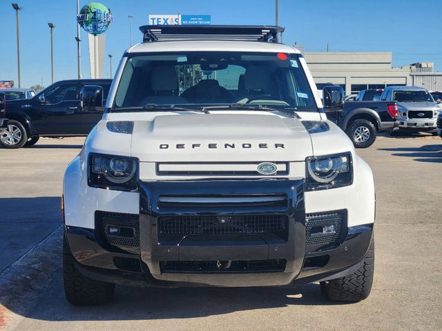 2023 Land Rover Defender SE