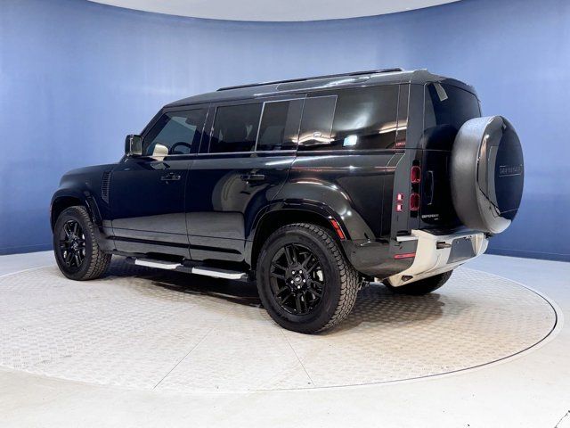 2023 Land Rover Defender SE