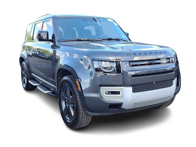 2023 Land Rover Defender SE