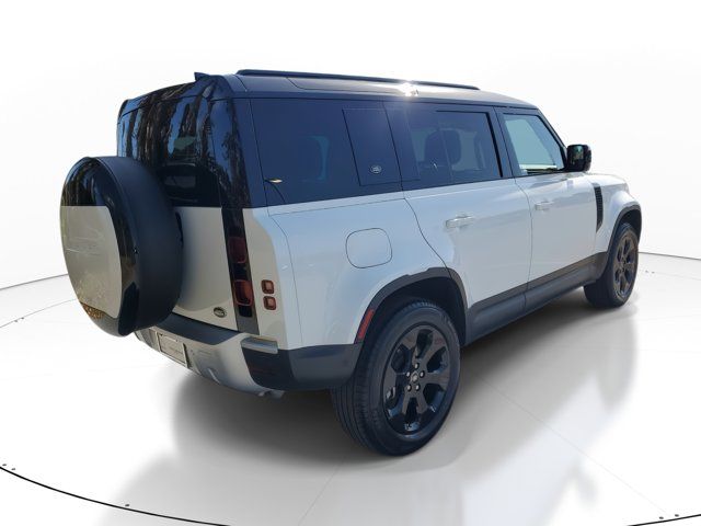 2023 Land Rover Defender SE