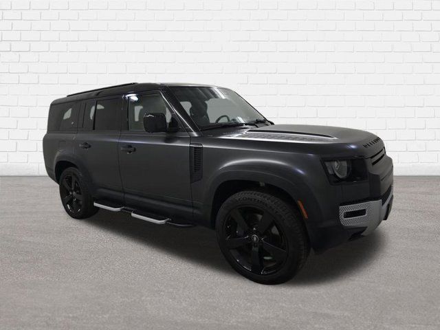 2023 Land Rover Defender SE