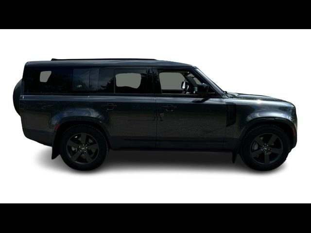 2023 Land Rover Defender SE