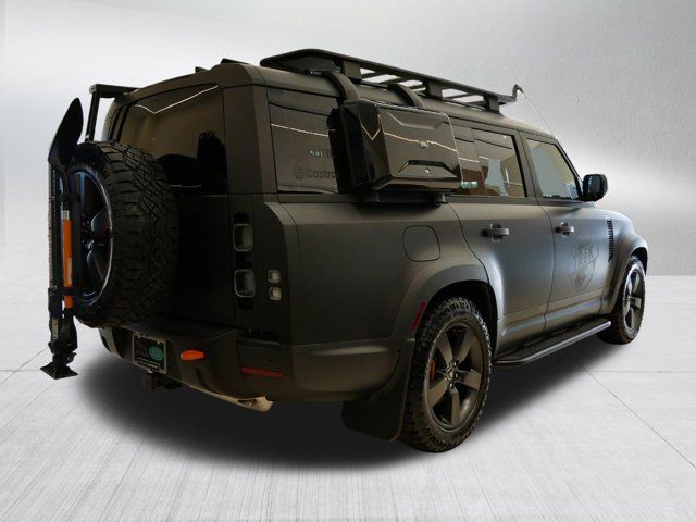 2023 Land Rover Defender SE