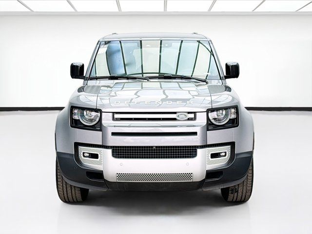 2023 Land Rover Defender SE