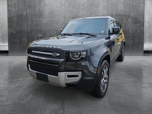 2023 Land Rover Defender SE