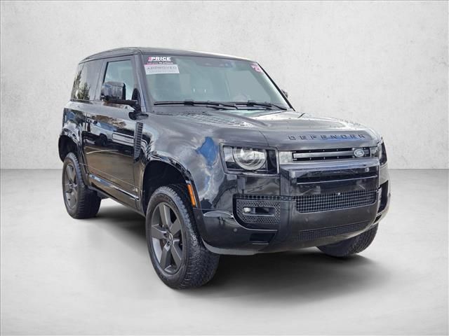 2023 Land Rover Defender V8