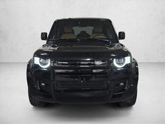 2023 Land Rover Defender V8
