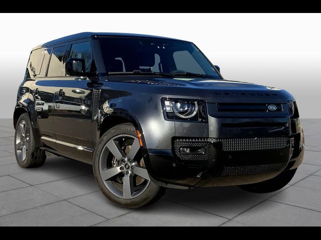 2023 Land Rover Defender V8