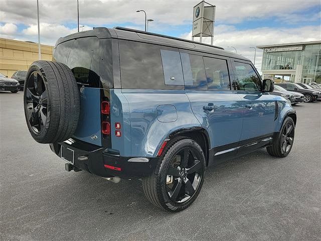 2023 Land Rover Defender X-Dynamic SE