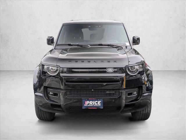 2023 Land Rover Defender X-Dynamic SE