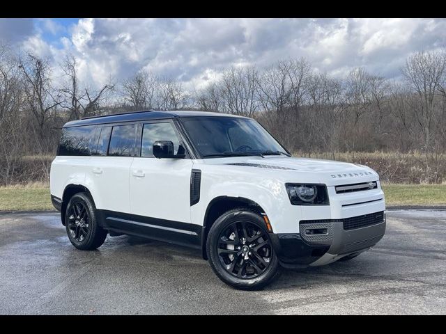 2023 Land Rover Defender X-Dynamic SE