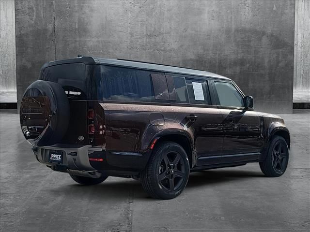 2023 Land Rover Defender X-Dynamic SE