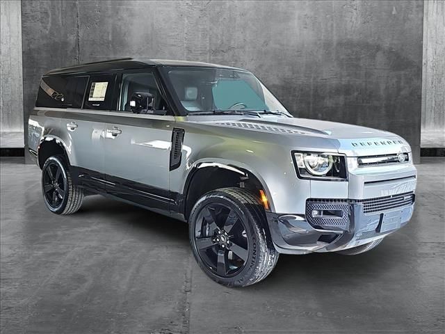 2023 Land Rover Defender X-Dynamic SE