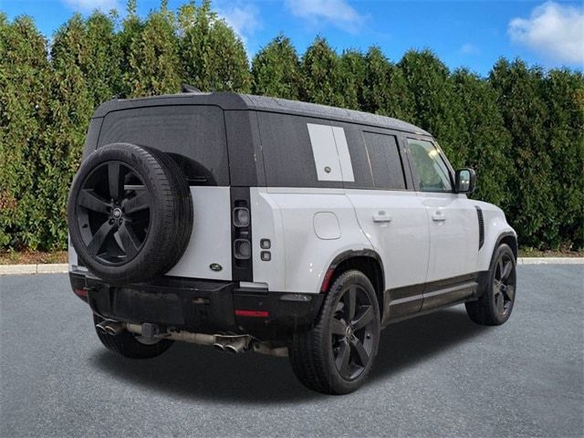 2023 Land Rover Defender V8