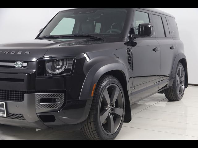 2023 Land Rover Defender V8