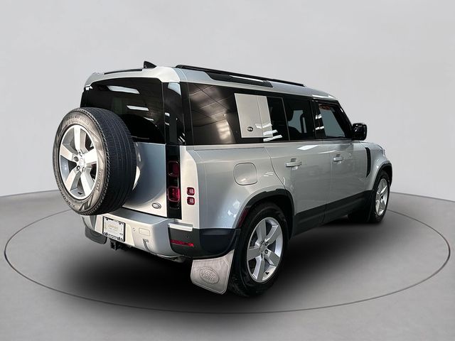 2023 Land Rover Defender SE