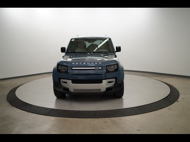 2023 Land Rover Defender SE