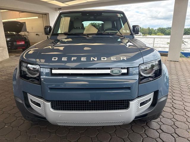 2023 Land Rover Defender SE