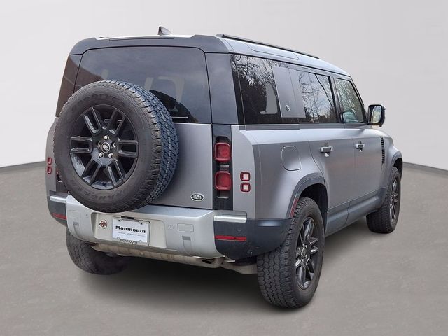 2023 Land Rover Defender SE