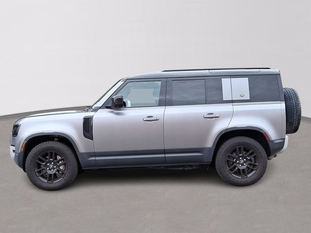 2023 Land Rover Defender SE