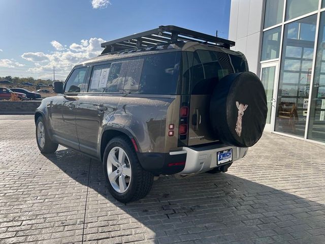 2023 Land Rover Defender SE