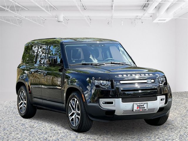 2023 Land Rover Defender SE